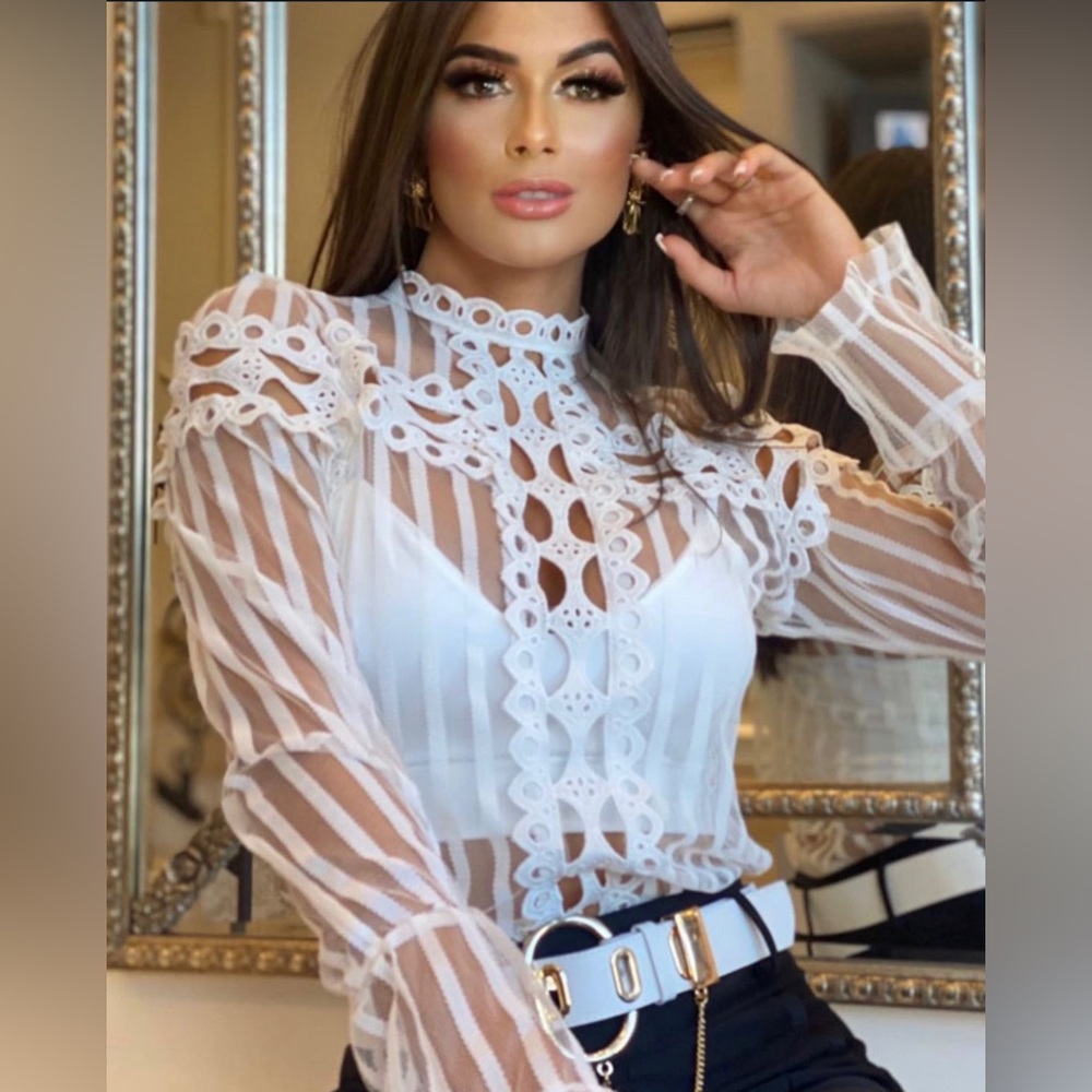 Bodysuit with stripe and an elegant transparency! ? Includes Top.